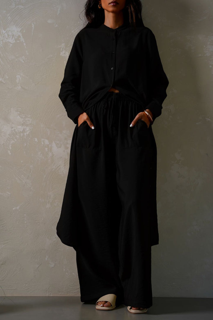 BLACK LONG FLOWY PANTS