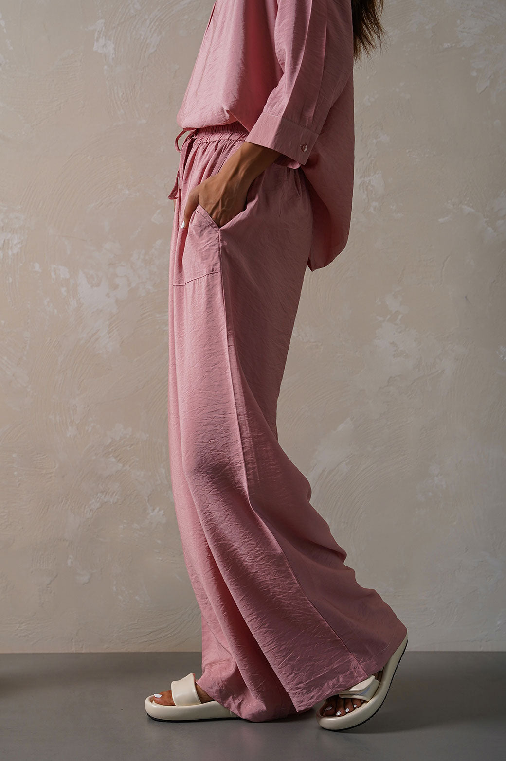 PINK LONG FLOWY PANTS