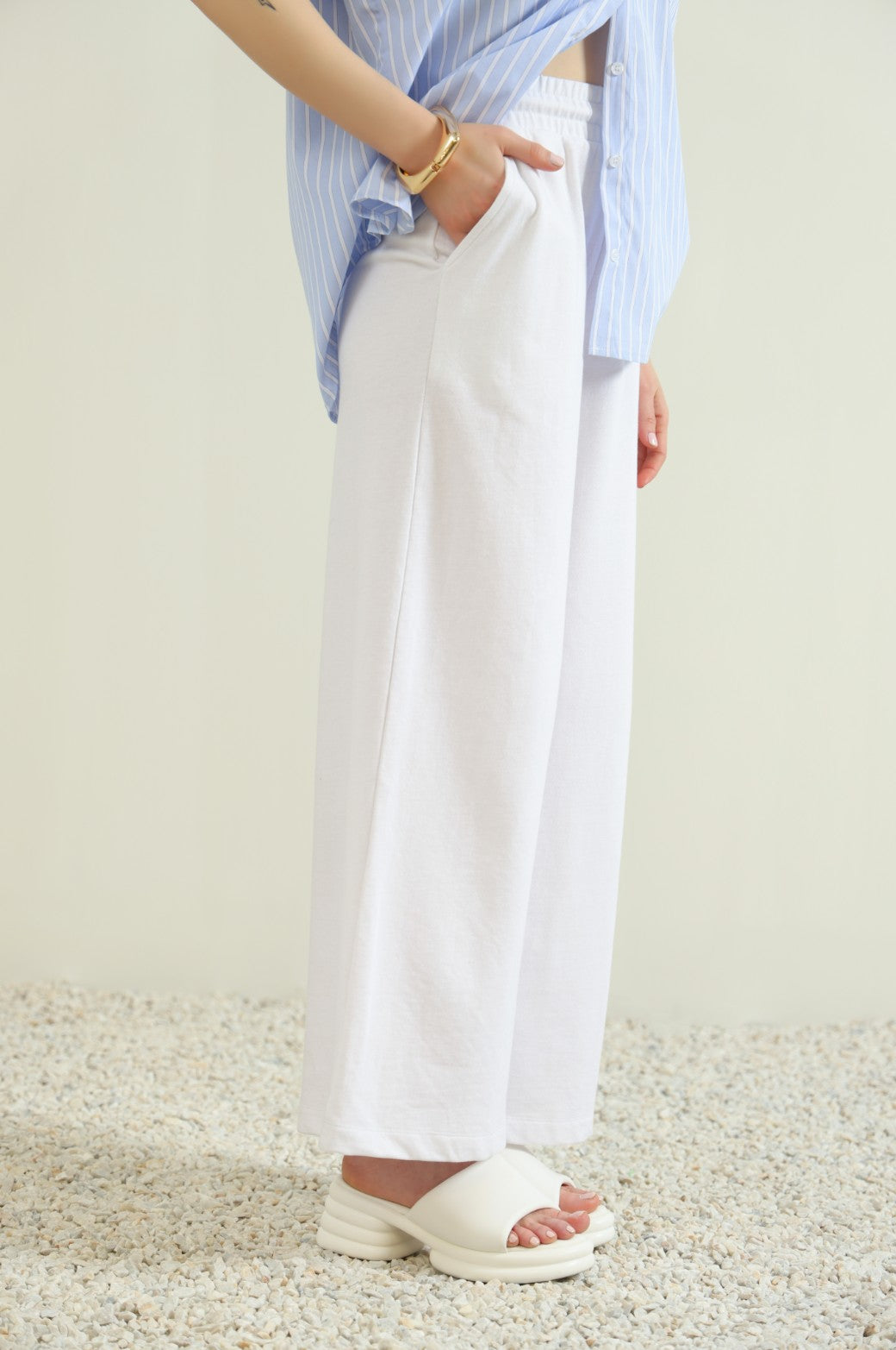 WHITE WIDE LEG TROUSERS