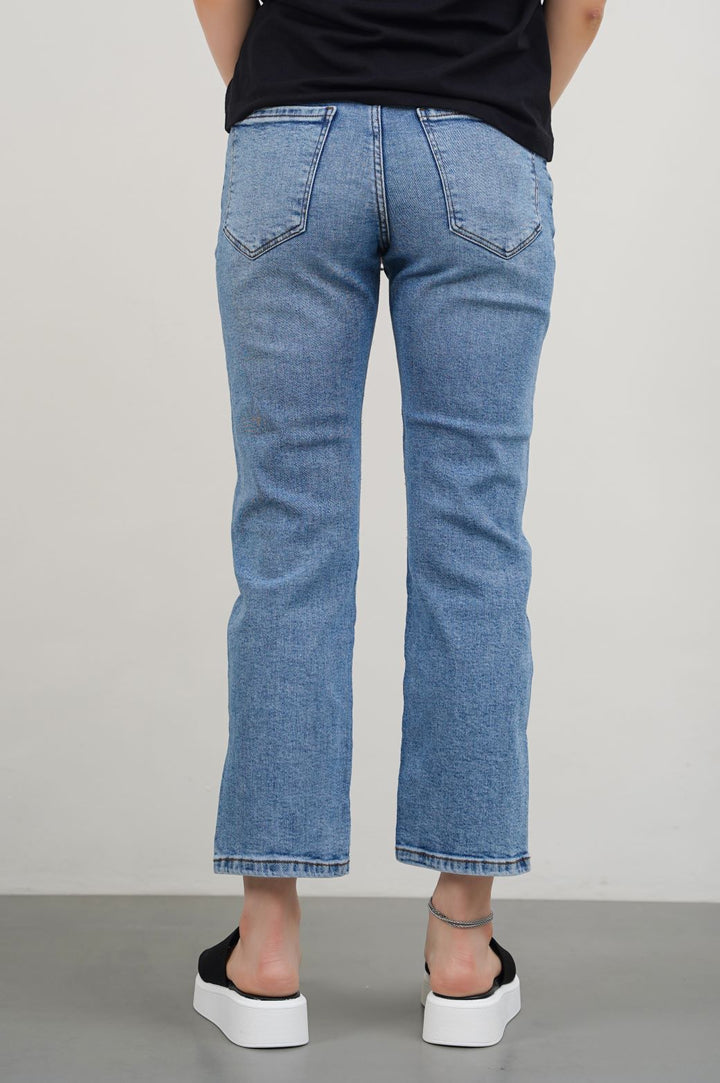 MID BLUE ANKLE CROPPED SLIM JEANS