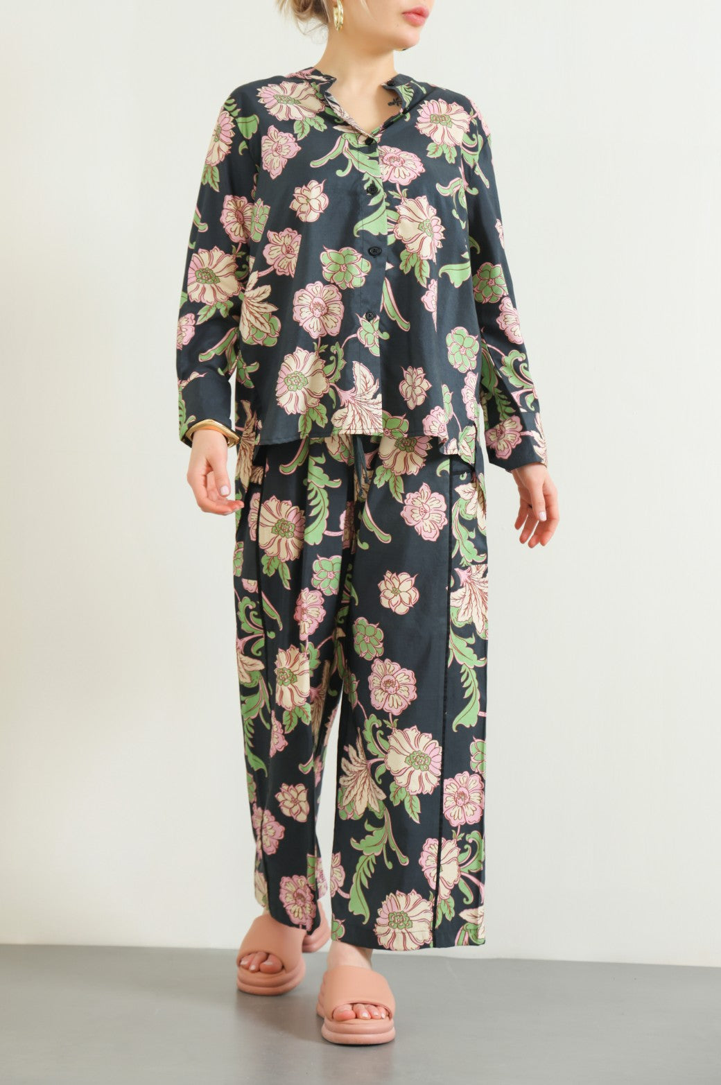 MULTI NIGHT GARDEN PRINTED PANTS