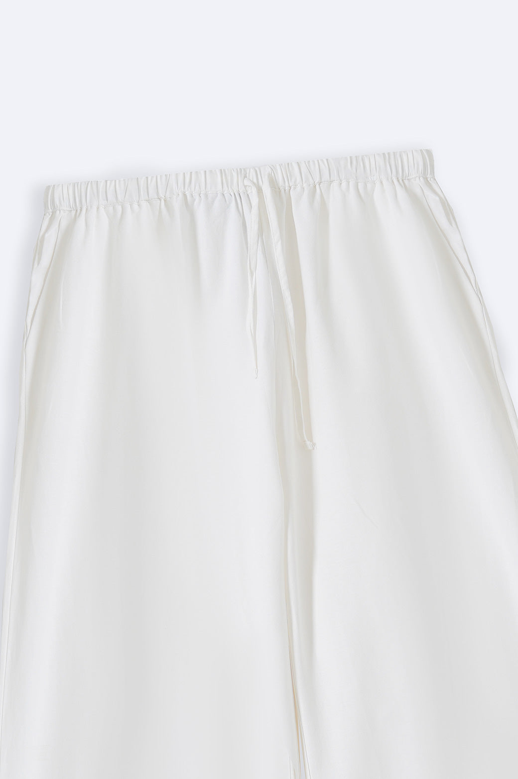 WHITE CURVE WIDE TROUSERS
