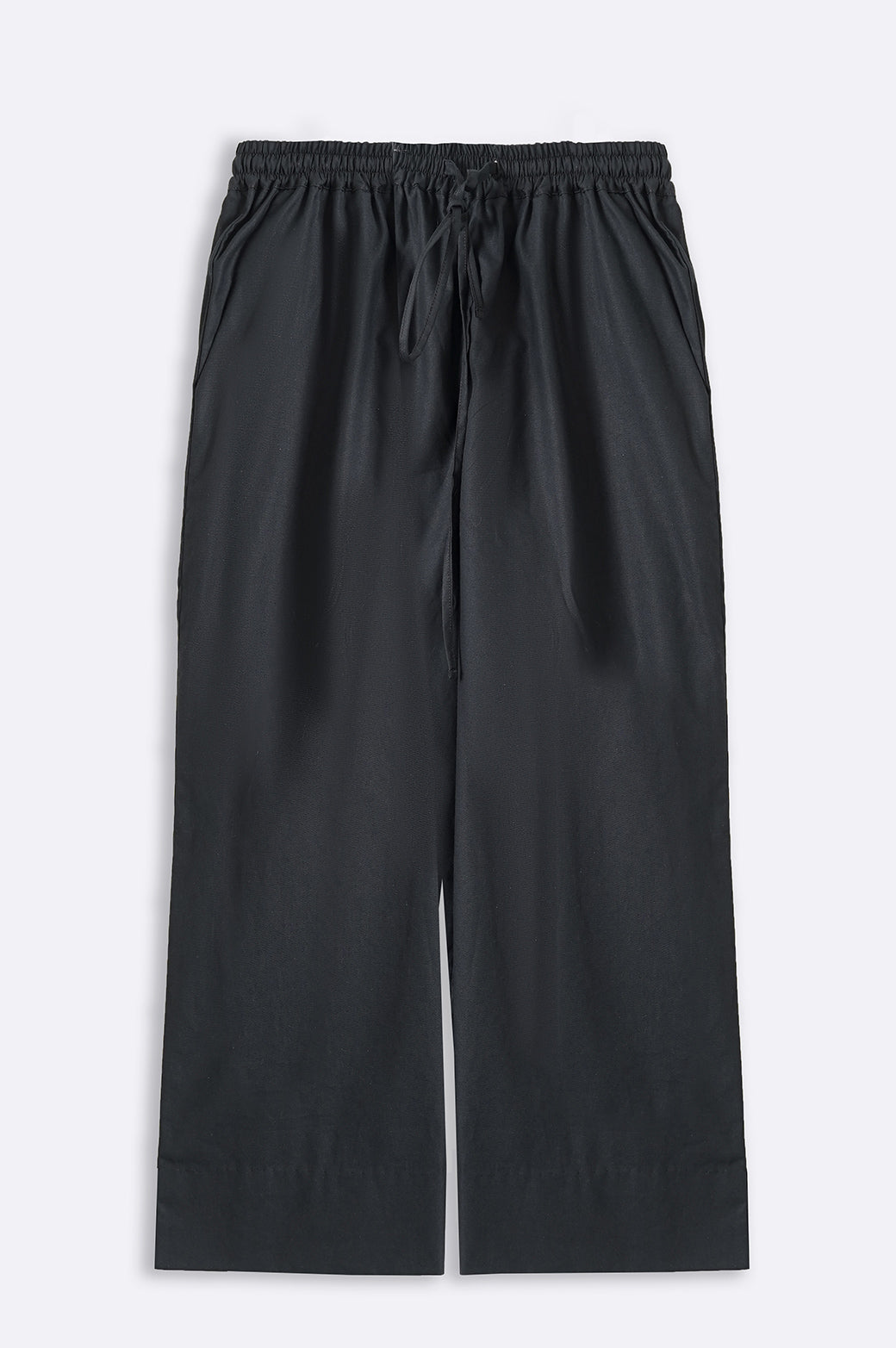 BLACK STRAIGHT BLACK PANTS