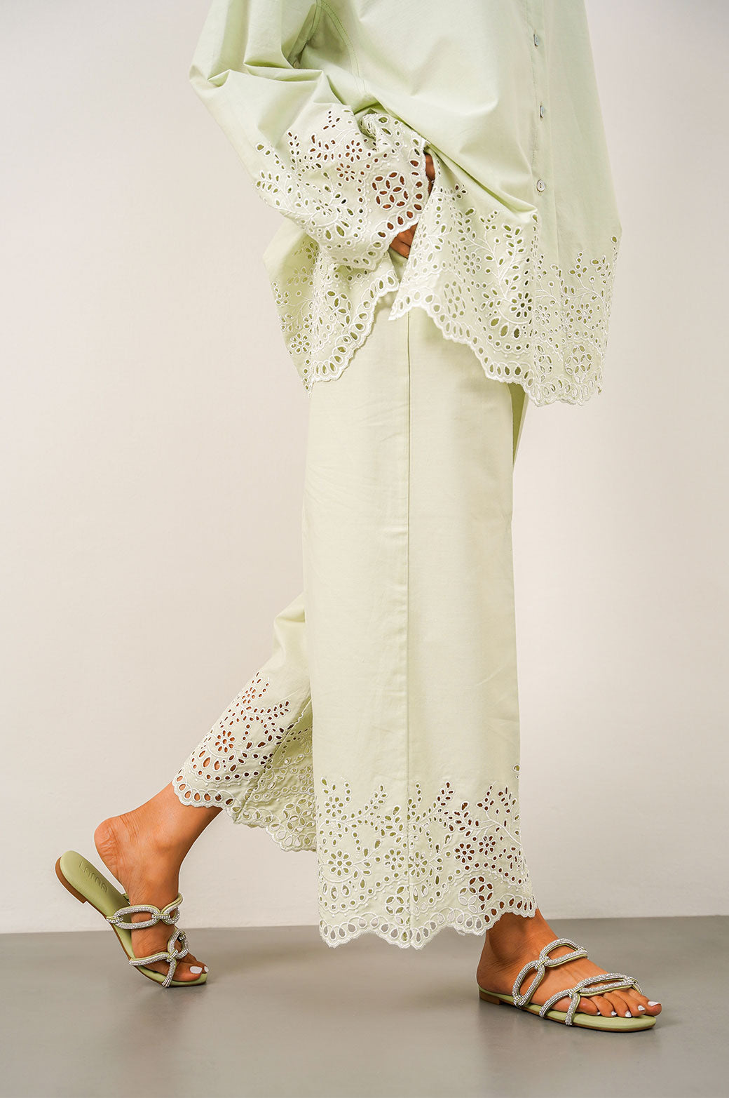 GREEN SCHIFFLI DRAWSTRING CULOTTES