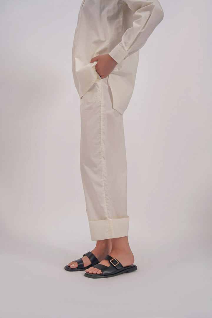 IVORY POPLIN TURN UP PANTS