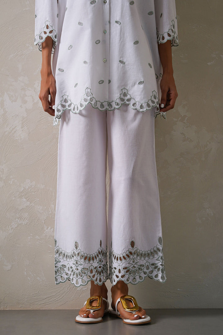 WHITE SCHIFFLI FERN CULOTTES