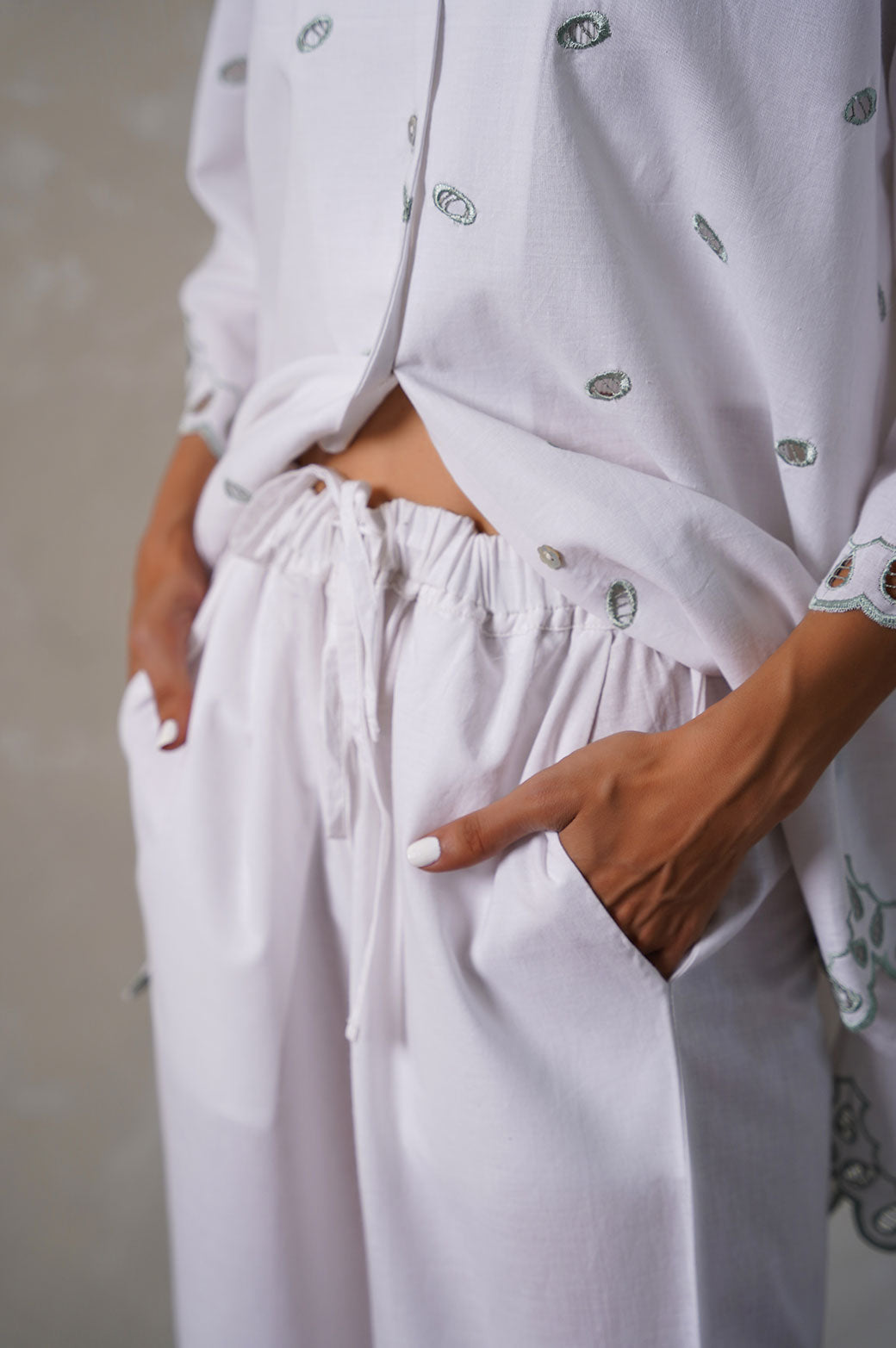 WHITE SCHIFFLI FERN CULOTTES