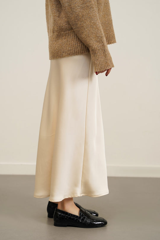 CREAM SATIN LONG SKIRT