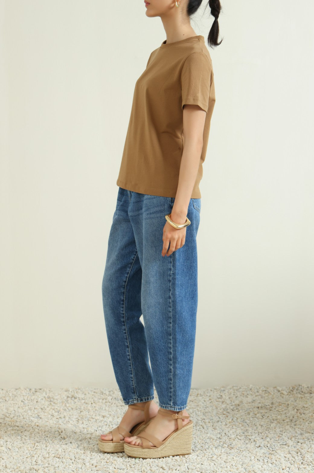 BROWN ROUND NECK T-SHIRT
