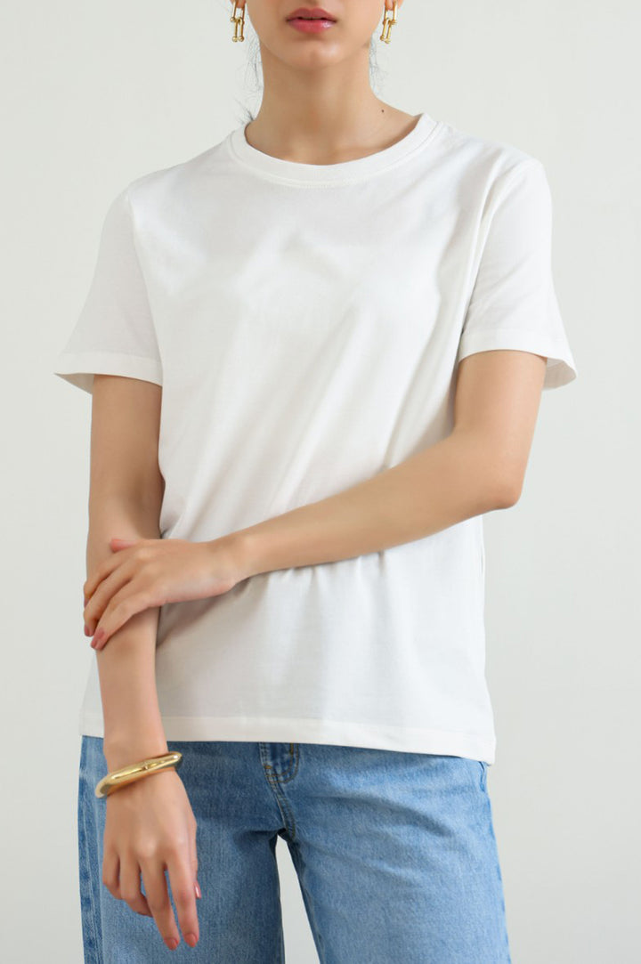 WHITE ROUND NECK T-SHIRT