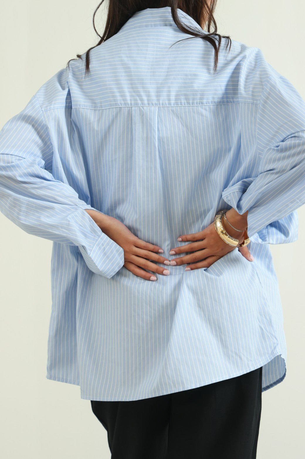 BLUE OVERSIZED STRIPED BUTTON DOWN