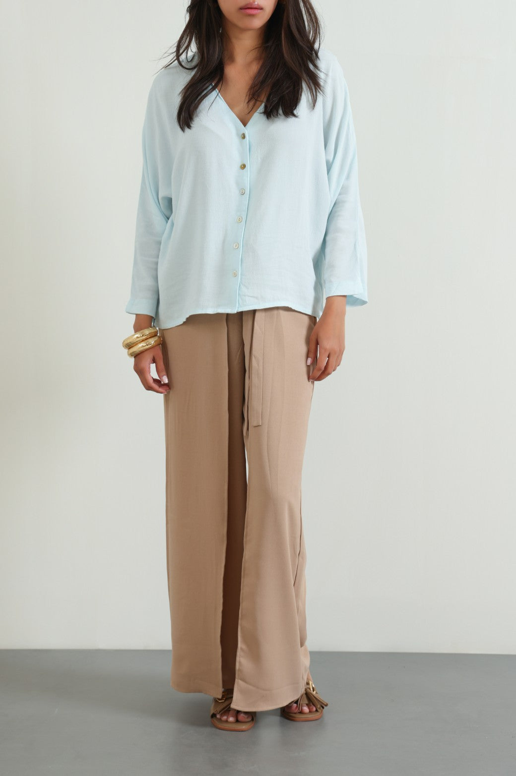 BLUE FLOWY DAY BLOUSE