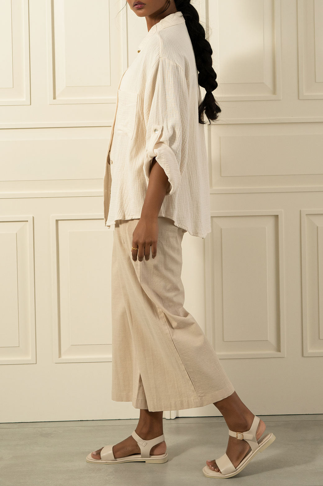 CREAM BASIC MUSLIN BUTTON DOWN