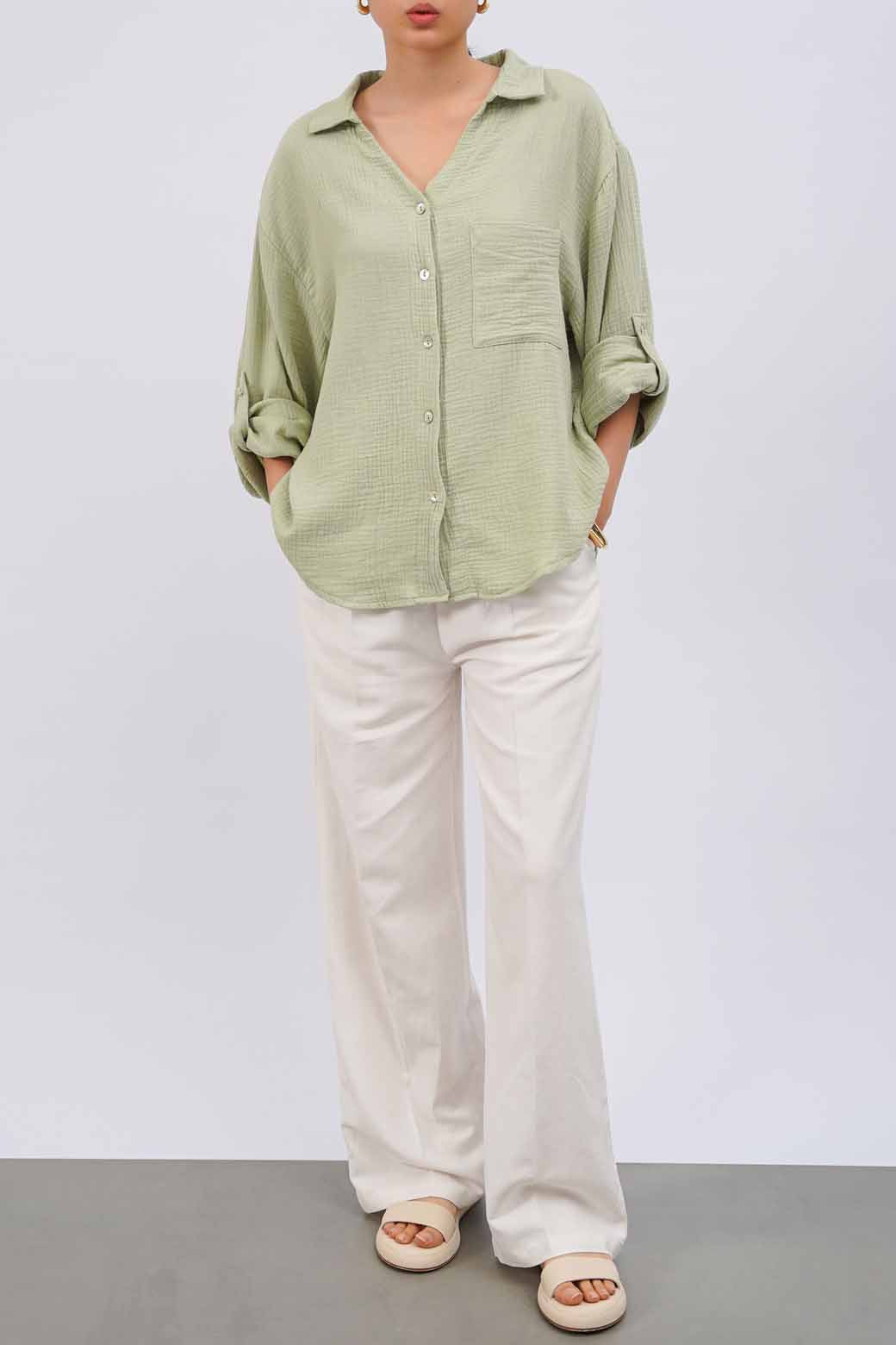 GREEN BASIC MUSLIN BUTTON DOWN
