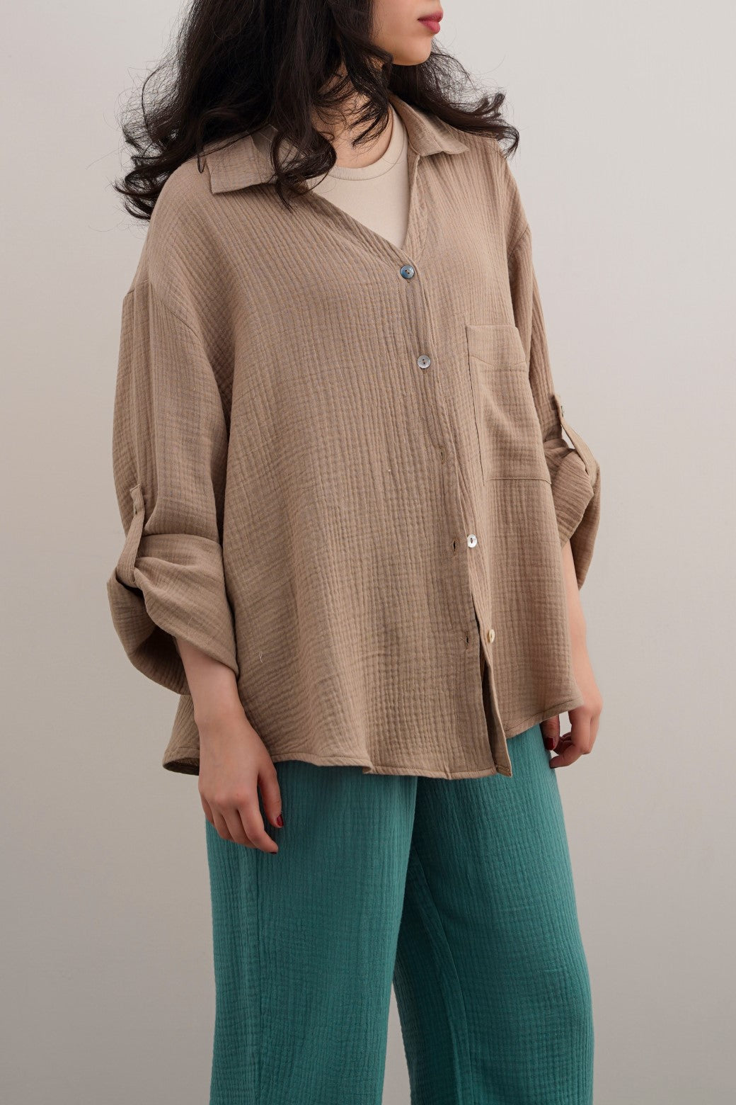 BASIC MUSLIN BUTTON DOWN