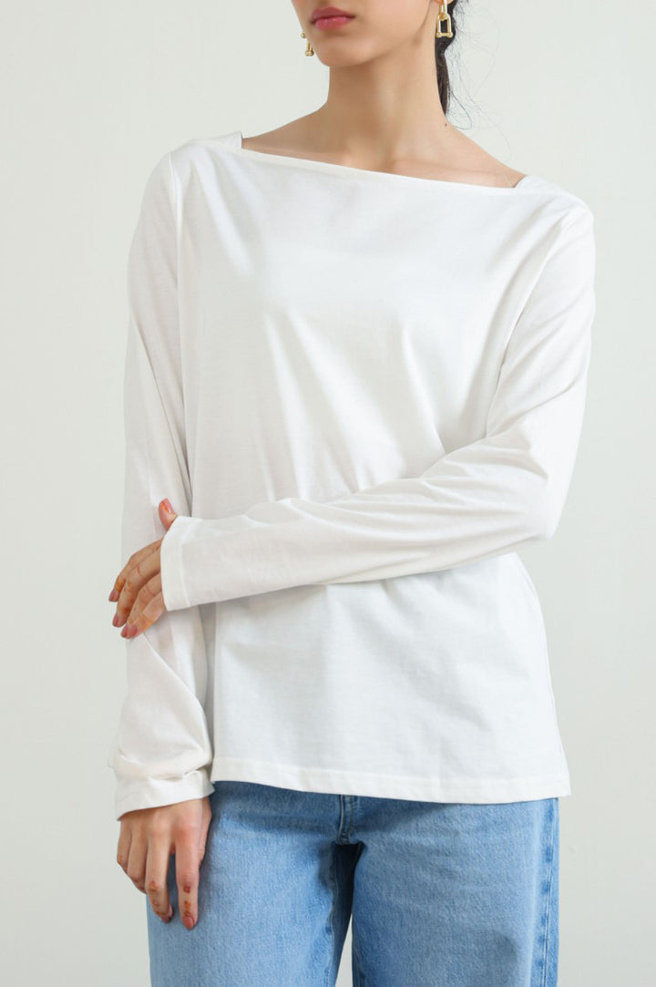 WHITE WIDE-NECK TEE