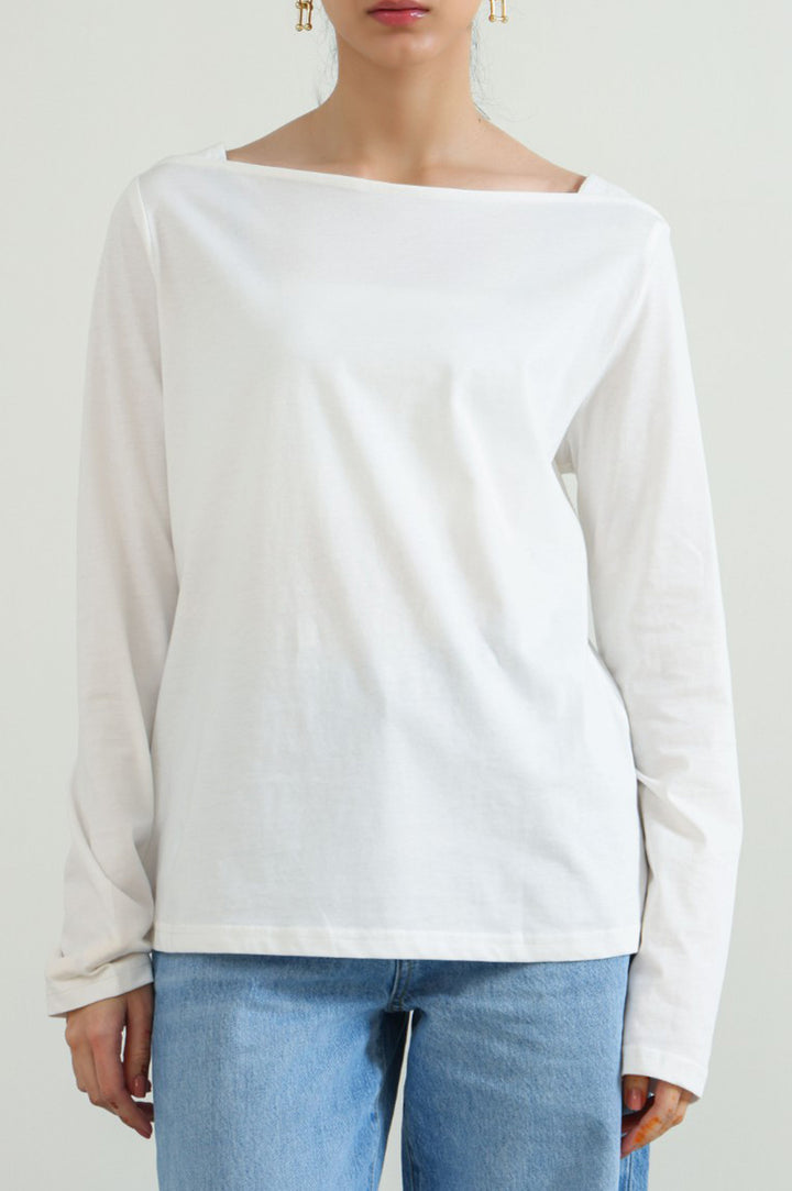 WHITE WIDE-NECK TEE