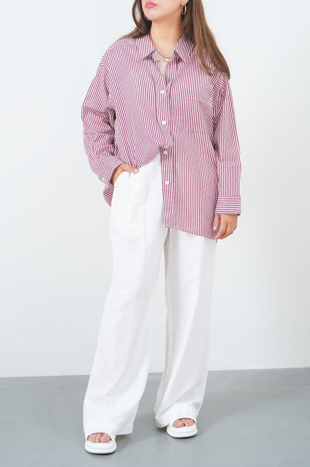 MAROON SLOUCHY BUTTON DOWN