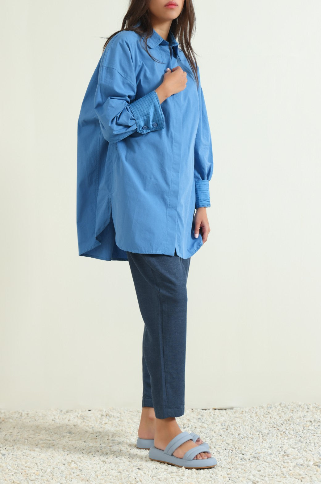 BLUE CONTRAST COLLAR BUTTON DOWN