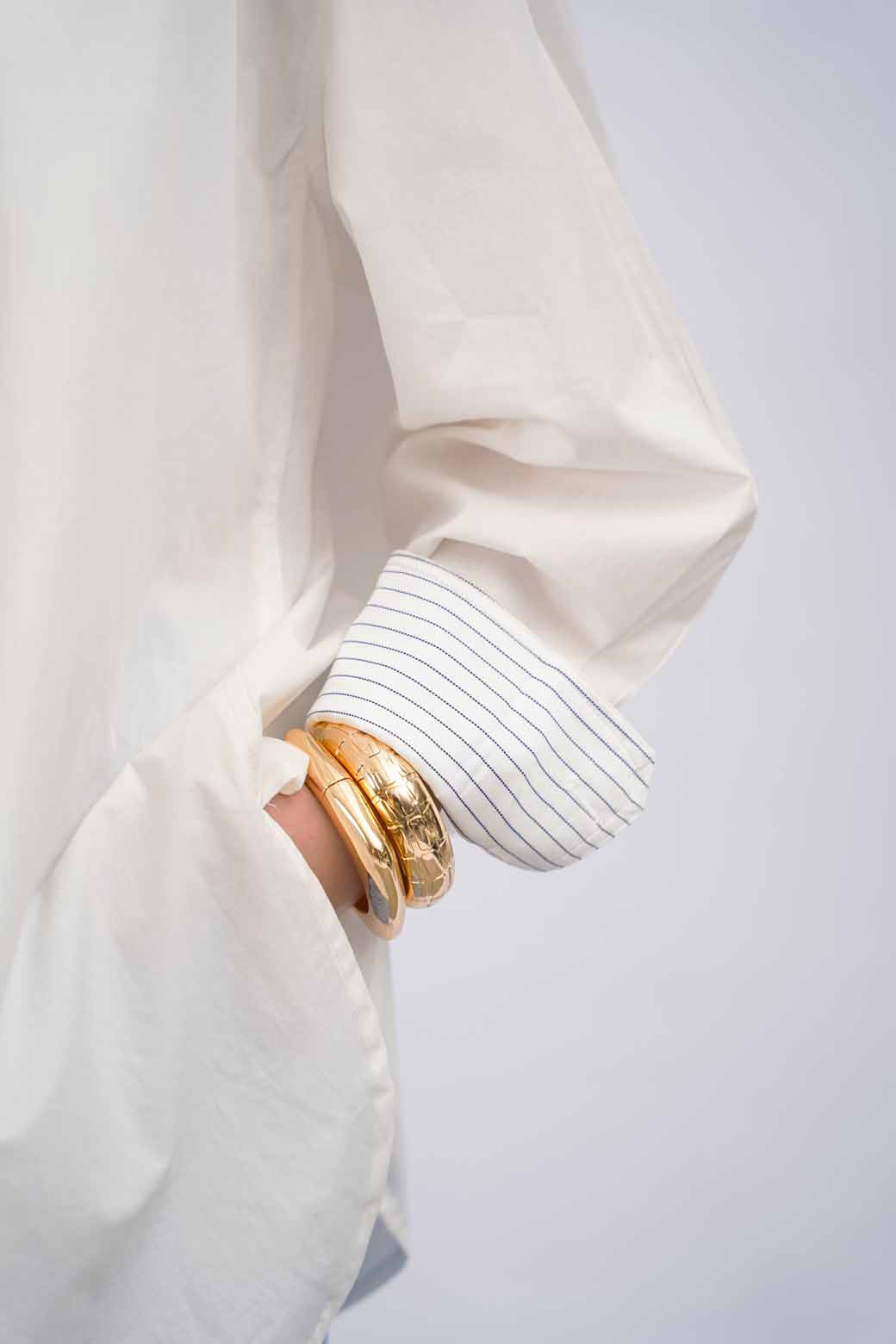 WHITE CONTRAST COLLAR BUTTON DOWN