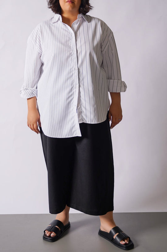 WHITE CURVE ASYMMETRIC SHIRT