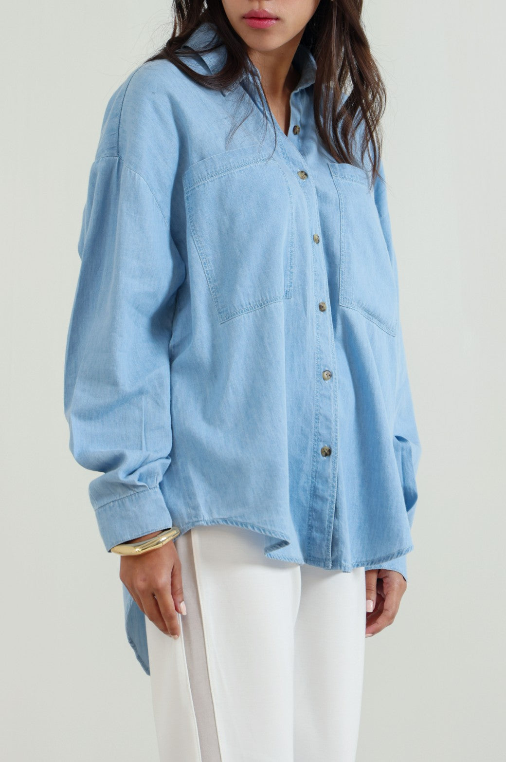 MID BLUE PATCH POCKET DENIM SHIRT
