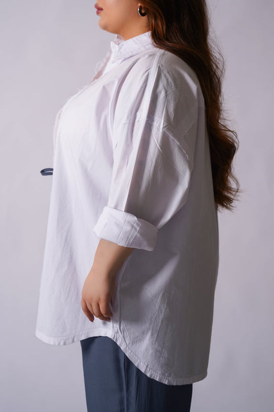 WHITE CURVE FRAYED SHIRT