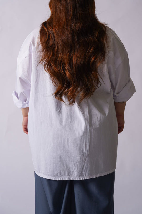 WHITE CURVE FRAYED SHIRT