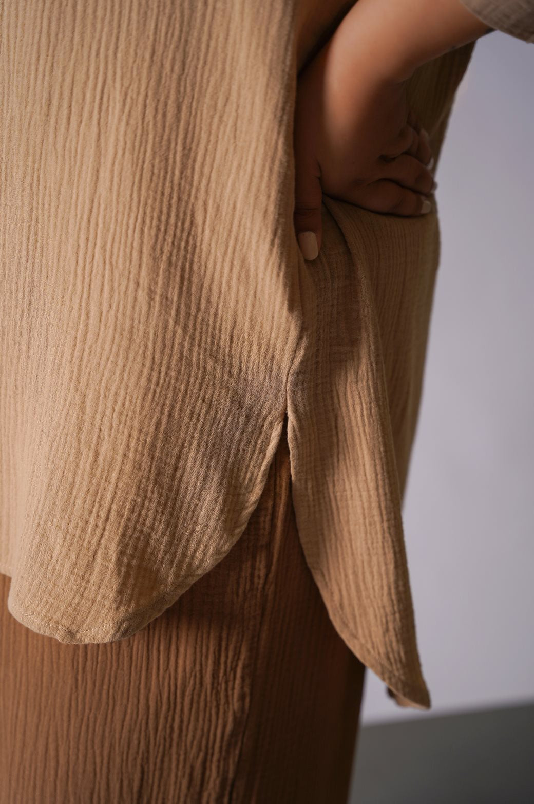 CURVE MUSLIN SHIRT