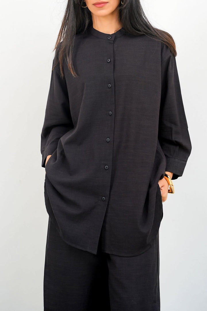 BLACK BAND COLLAR SHIRT