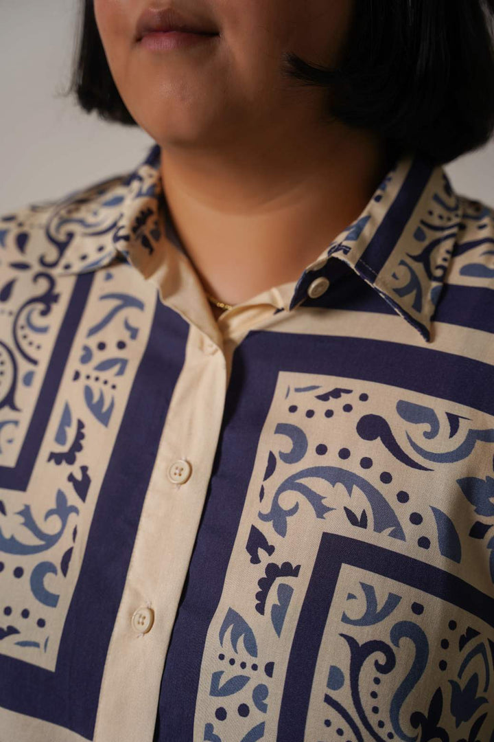 BLUE PORCELAIN PRINTED SHIRT