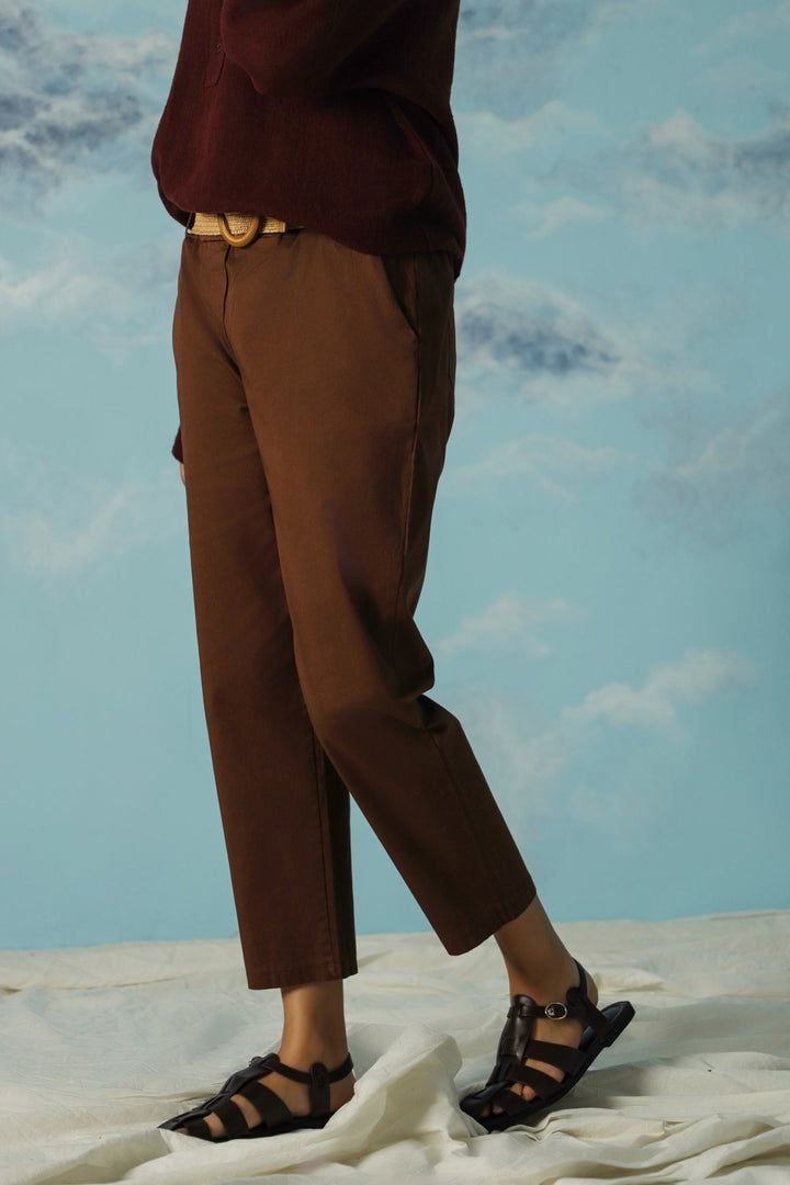 BROWN TAPERED COTTON PANTS WITH BELT