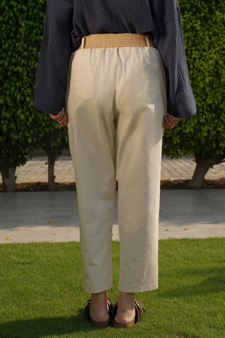 CREAM TAPERED COTTON PANTS WITH BELT