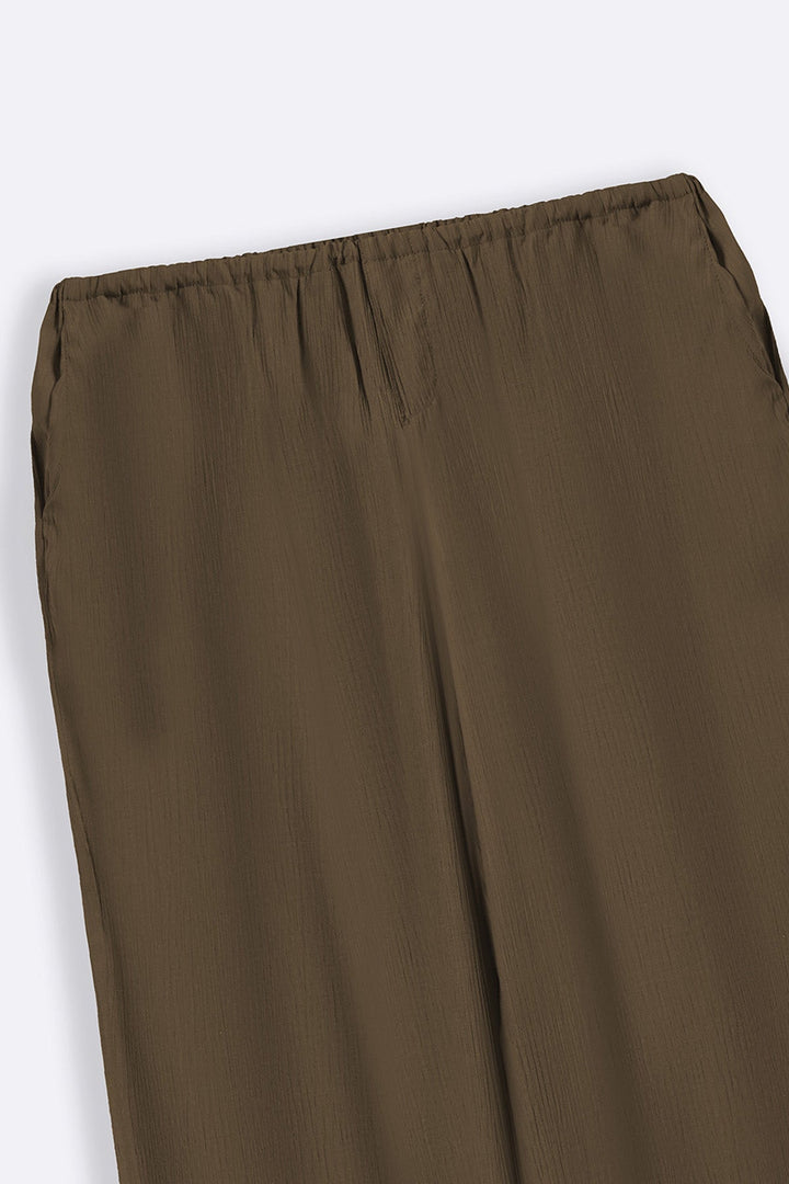 OLIVE FLOWY TEXTURED PANTS