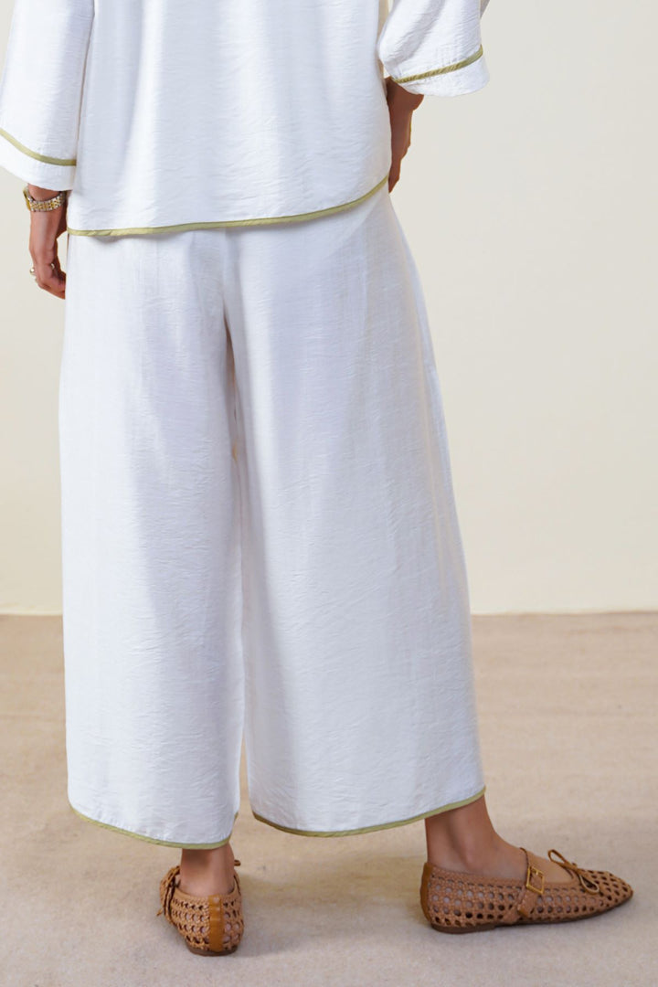 WHITE CLOVER SILKY CULOTTES