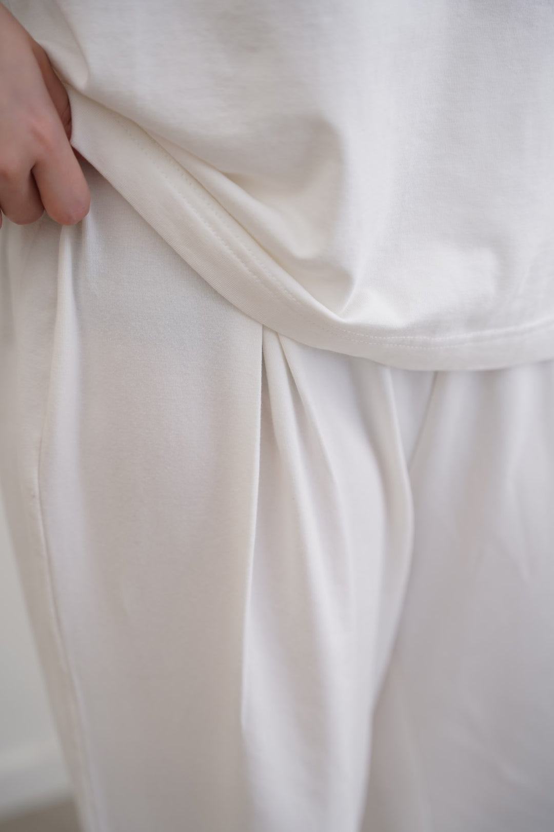 STRAIGHT BOX-PLEAT TROUSERS