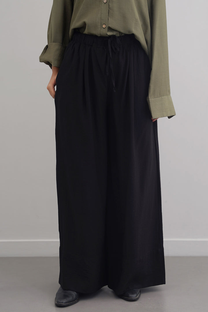 TEXTURED PALAZZO PANTS
