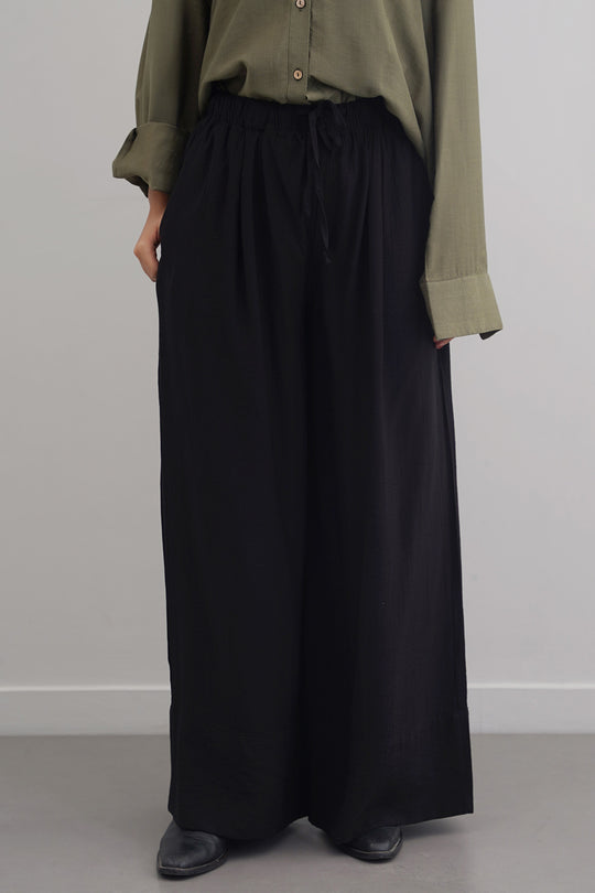 TEXTURED PALAZZO PANTS