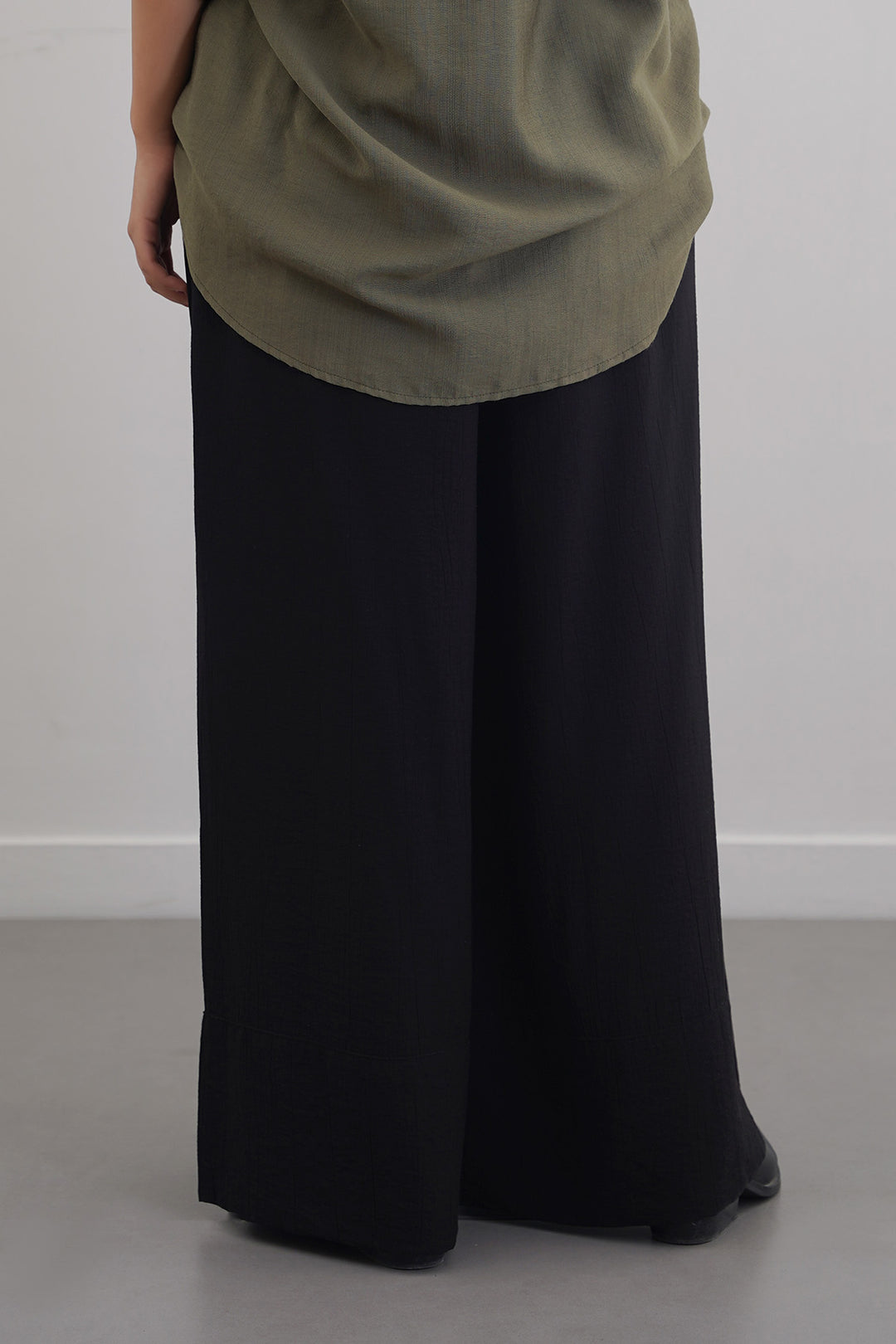 TEXTURED PALAZZO PANTS