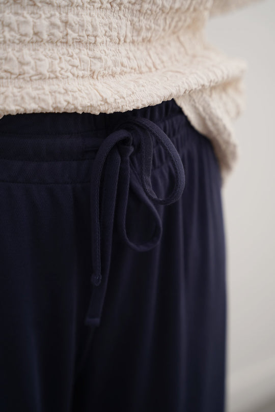NAVY IN A CLOUD TROUSERS