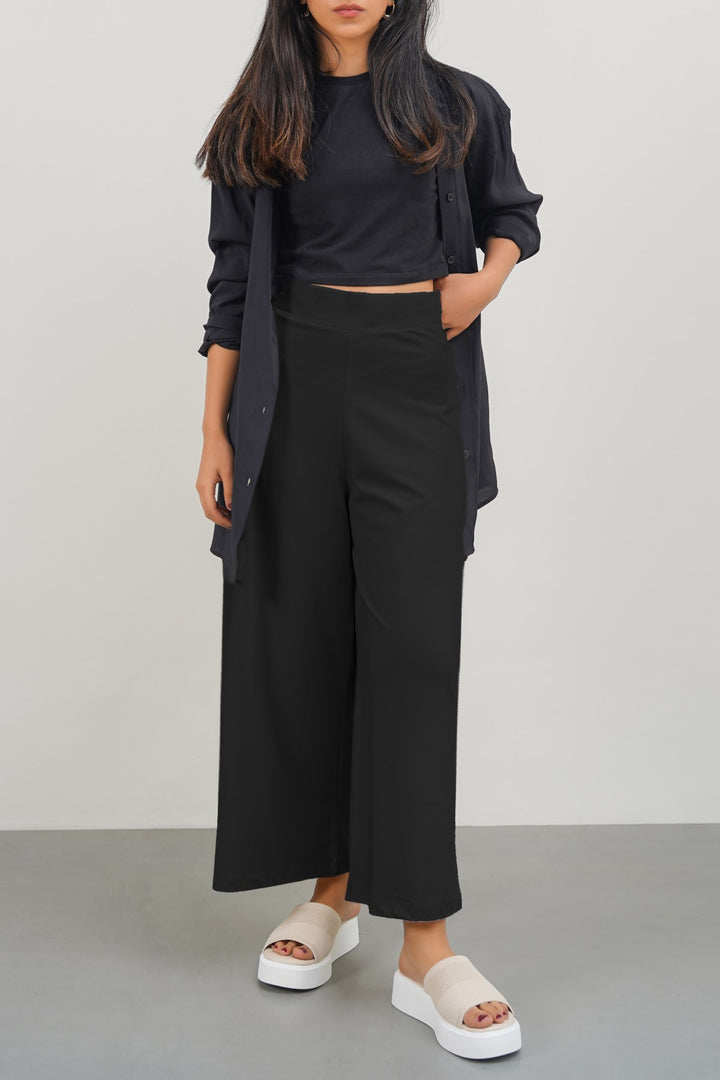 BLACK CROPPED WIDE PANTS