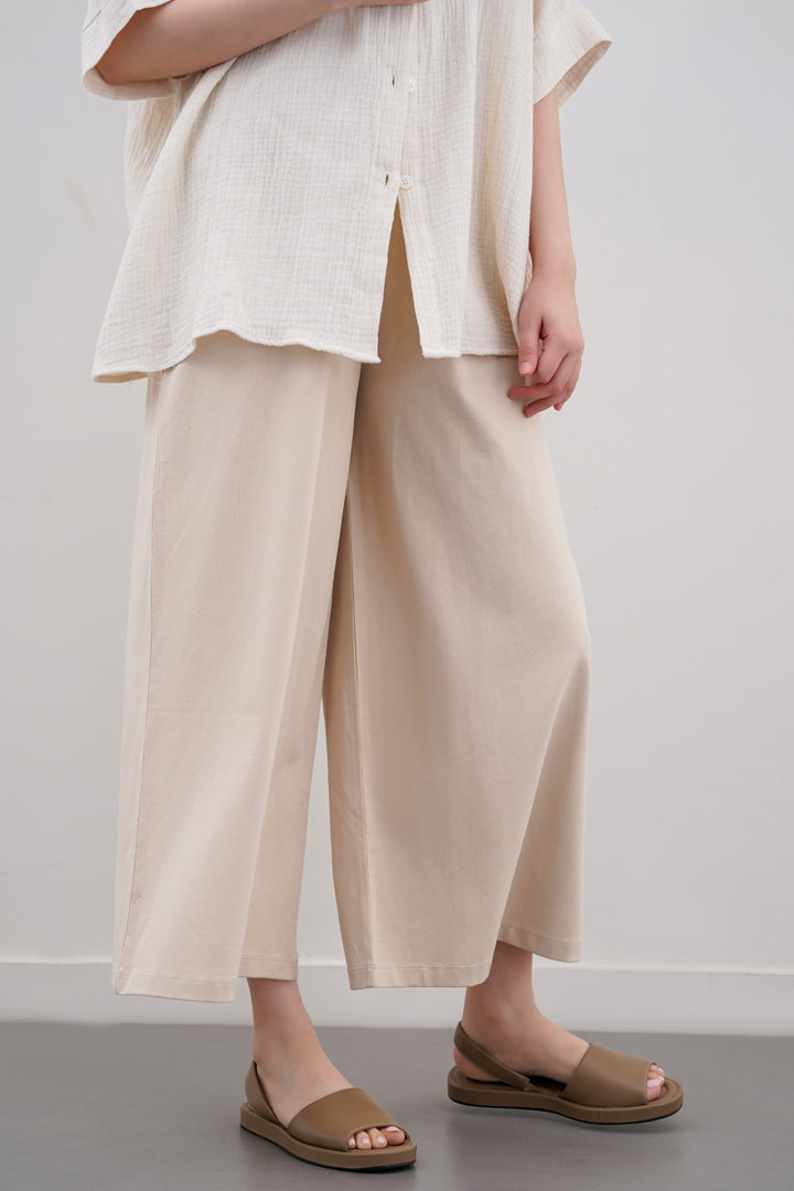 IVORY CROPPED WIDE PANTS