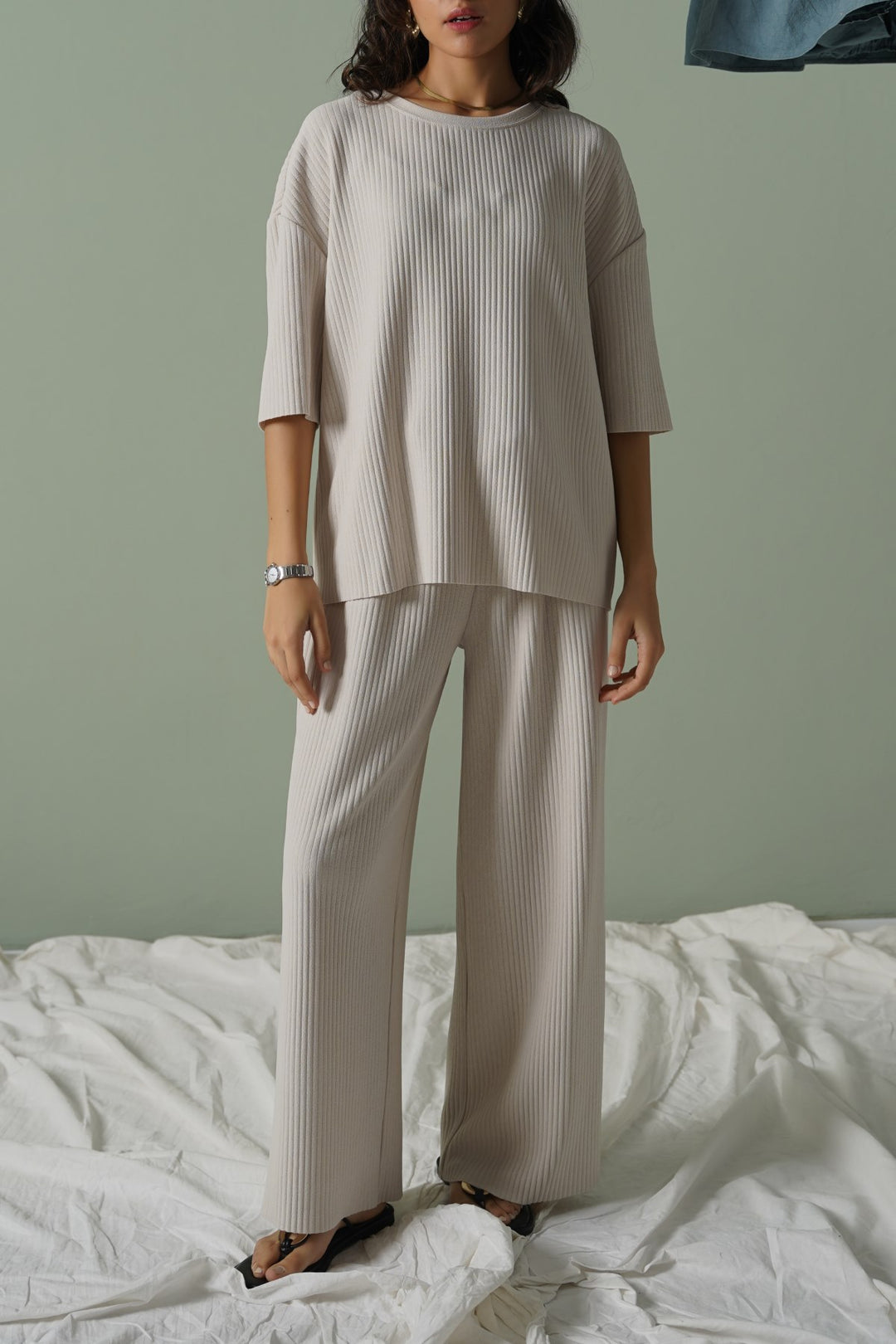 BEIGE LINEA STRETCHY TROUSERS