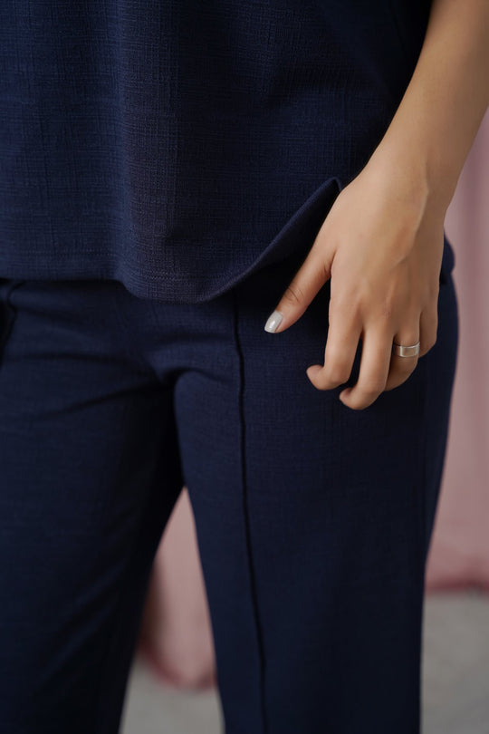 NAVY STRETCHY PANTS WITH PLEAT