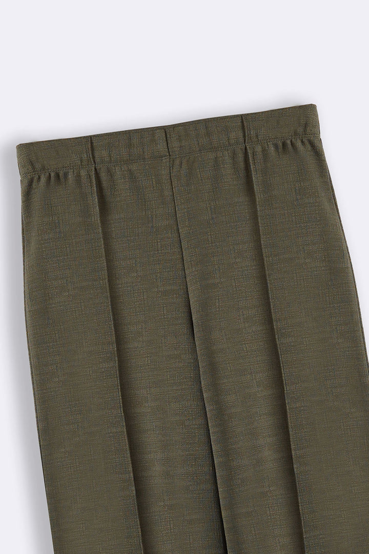 STRETCHY PANTS WITH PLEAT