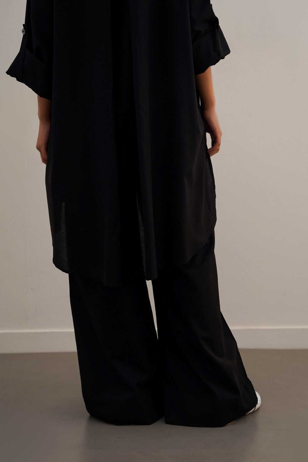 BLACK COTTON FLARE PANTS