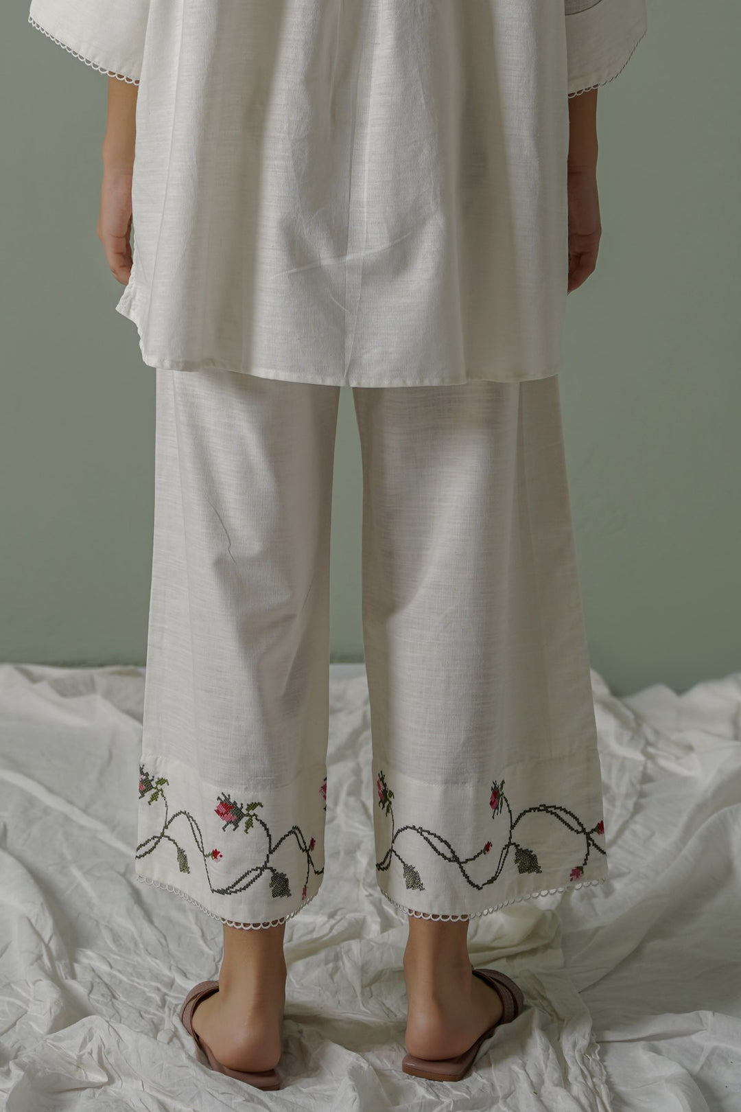 WHITE ROSATINI PANTS