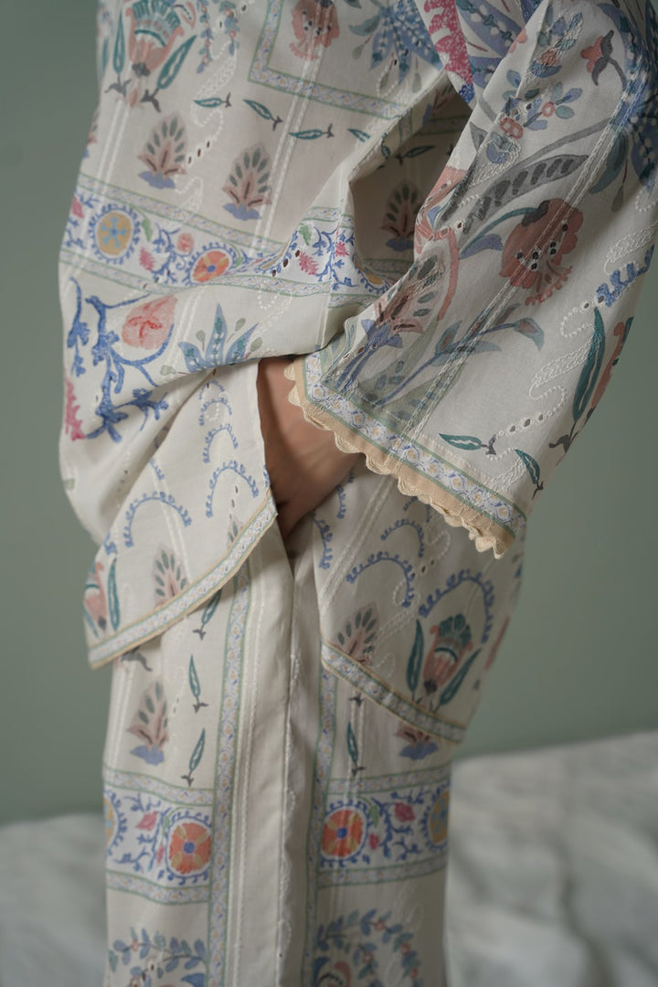 SUGARLOOP EMBROIDERED PANTS