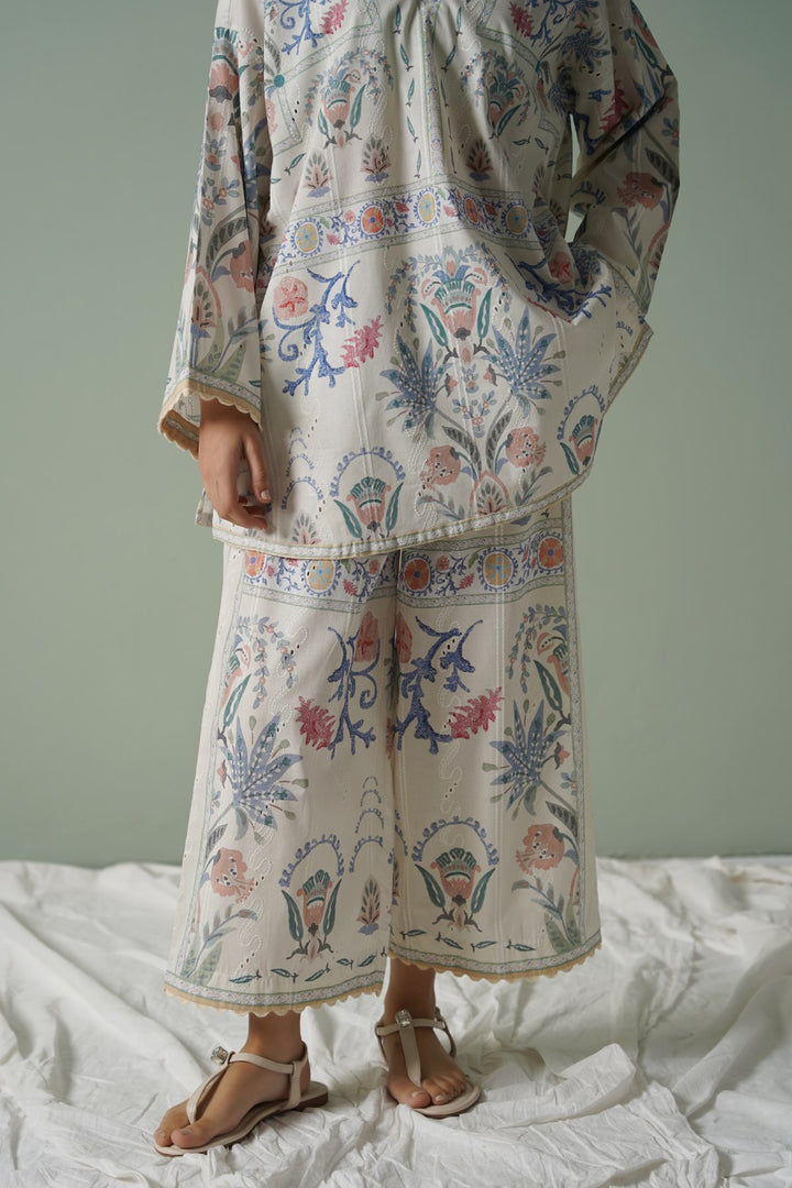 SUGARLOOP EMBROIDERED PANTS