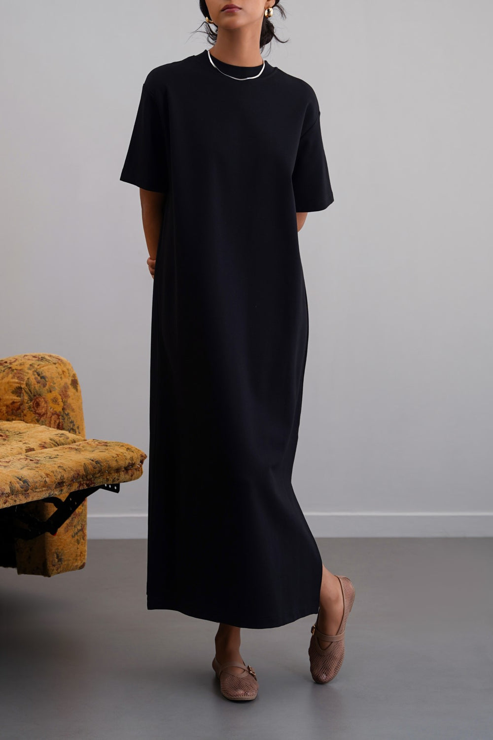 BLACK THE OMA T-DRESS
